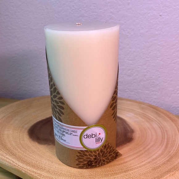 Debi Lilly Natural Beeswax Large Pillar candles - Picture 3 of 8